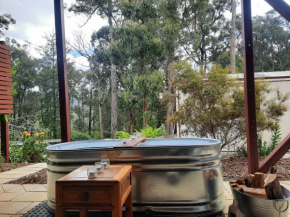 Cock or Two Kink House, Cockatoo